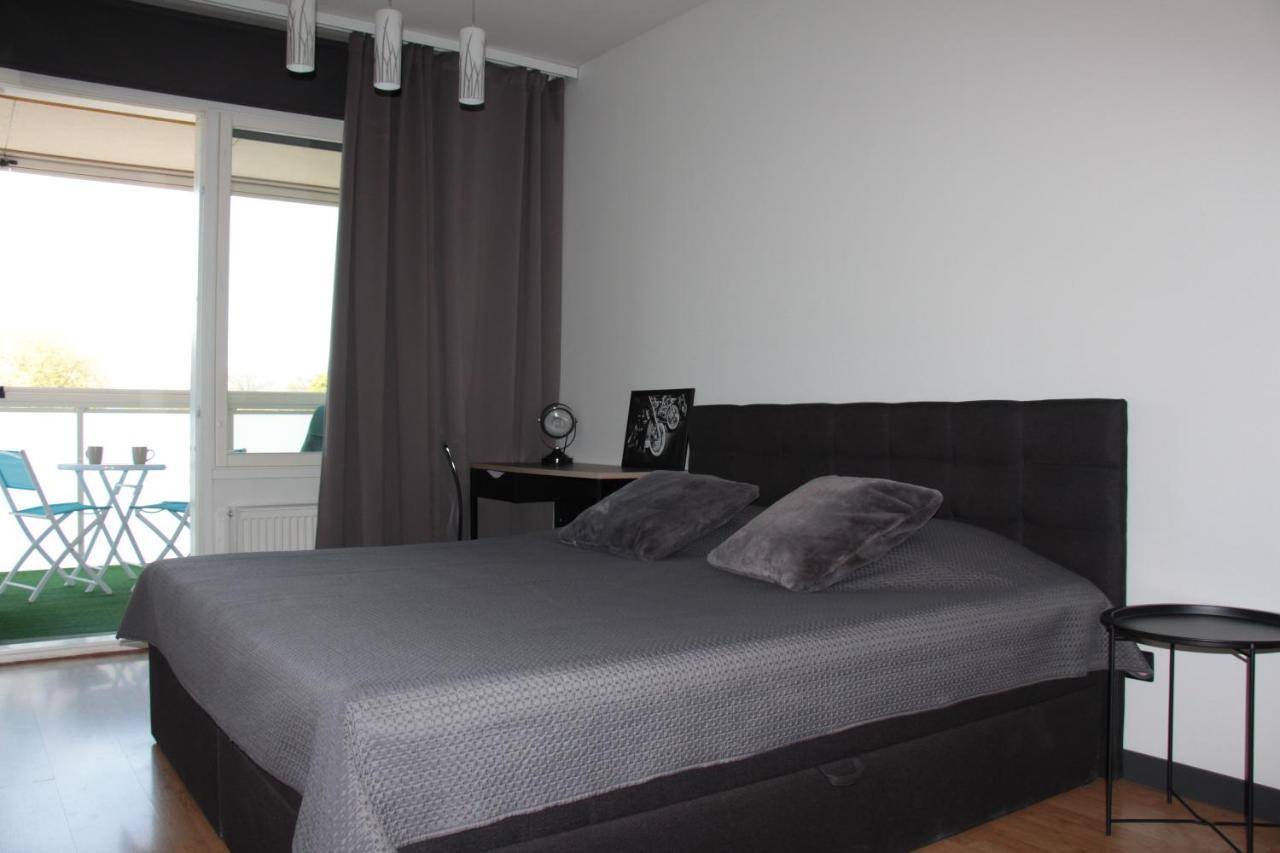 New Modern 4-Room Apartment With Big Balcony And Undeground Parking In Center Of Tallinn Exterior photo