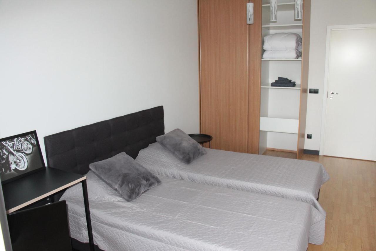 New Modern 4-Room Apartment With Big Balcony And Undeground Parking In Center Of Tallinn Exterior photo