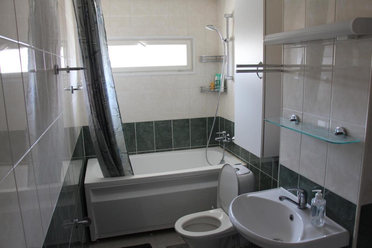 New Modern 4-Room Apartment With Big Balcony And Undeground Parking In Center Of Tallinn Exterior photo