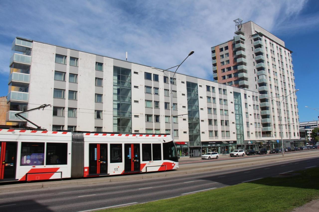 New Modern 4-Room Apartment With Big Balcony And Undeground Parking In Center Of Tallinn Exterior photo
