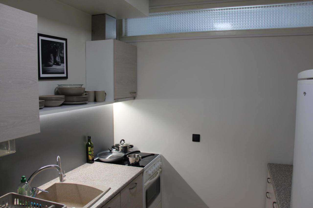 New Modern 4-Room Apartment With Big Balcony And Undeground Parking In Center Of Tallinn Exterior photo