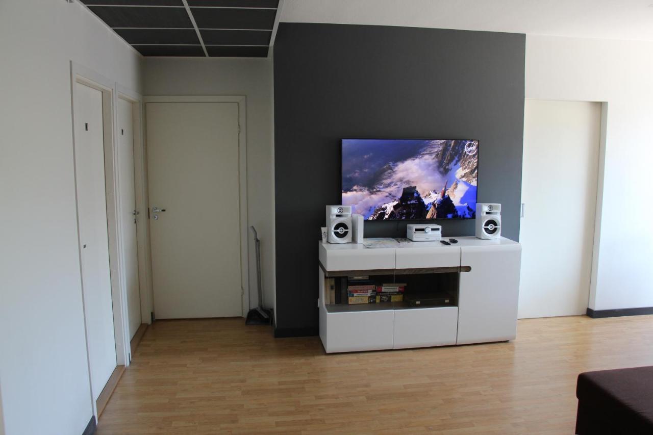 New Modern 4-Room Apartment With Big Balcony And Undeground Parking In Center Of Tallinn Exterior photo